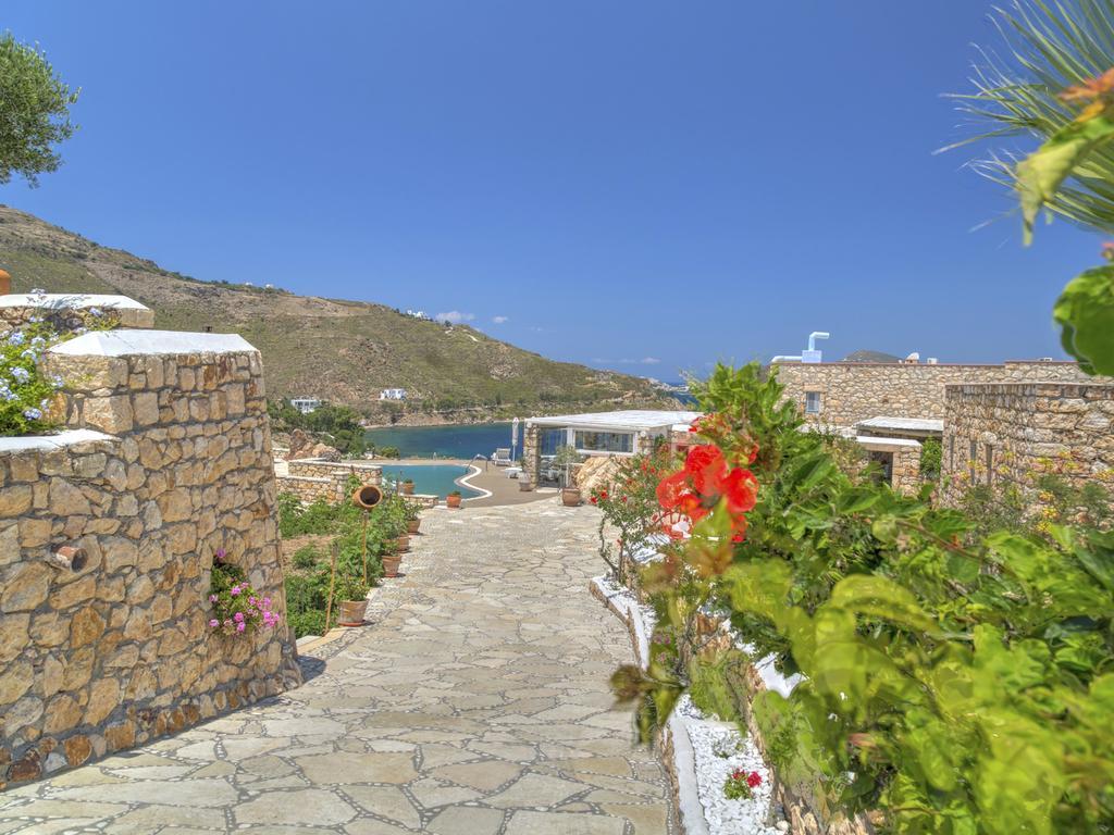 Eirini Luxury Hotel Villas Grikos Bay  ภายนอก รูปภาพ