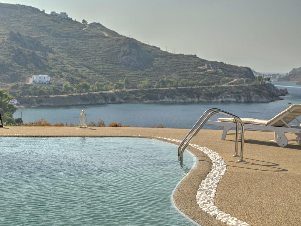 Eirini Luxury Hotel Villas Grikos Bay  ภายนอก รูปภาพ