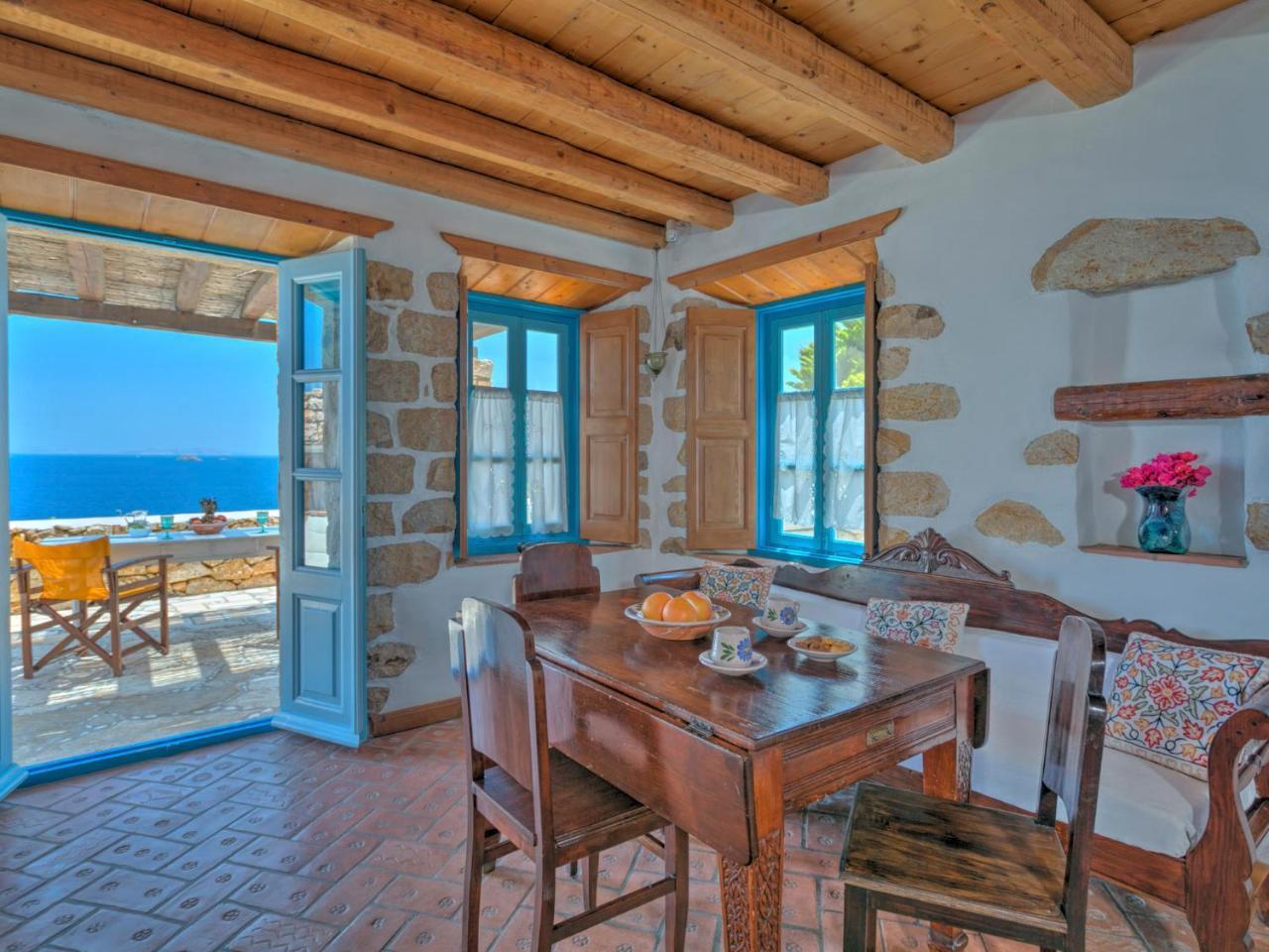 Eirini Luxury Hotel Villas Grikos Bay  ภายนอก รูปภาพ