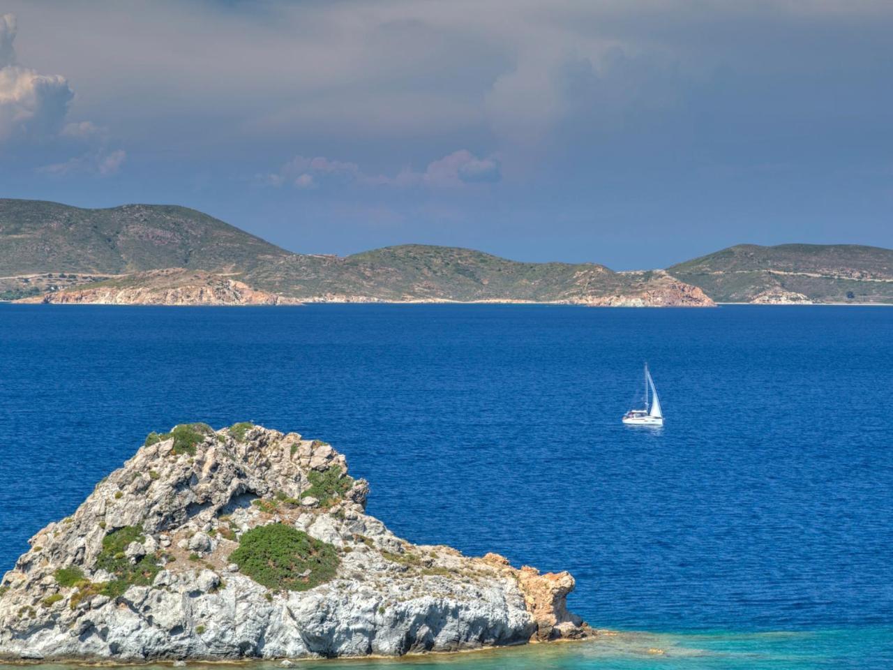 Eirini Luxury Hotel Villas Grikos Bay  ภายนอก รูปภาพ